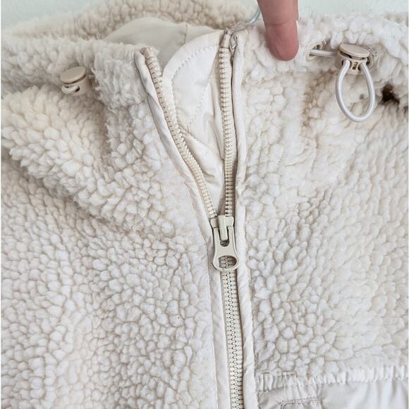 H&M HM Beige Overzised Full Zip Long Sleeve Teddy Coat Jacket, size M - Picture 4 of 10
